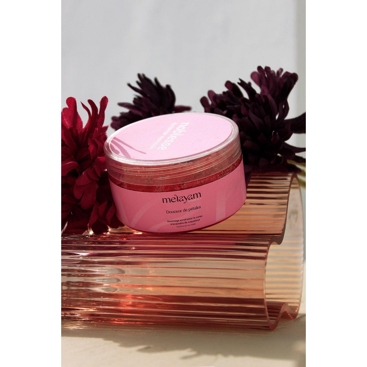 Douceur de petals: Exfoliante corporal con polvo de amapola - 200 ml