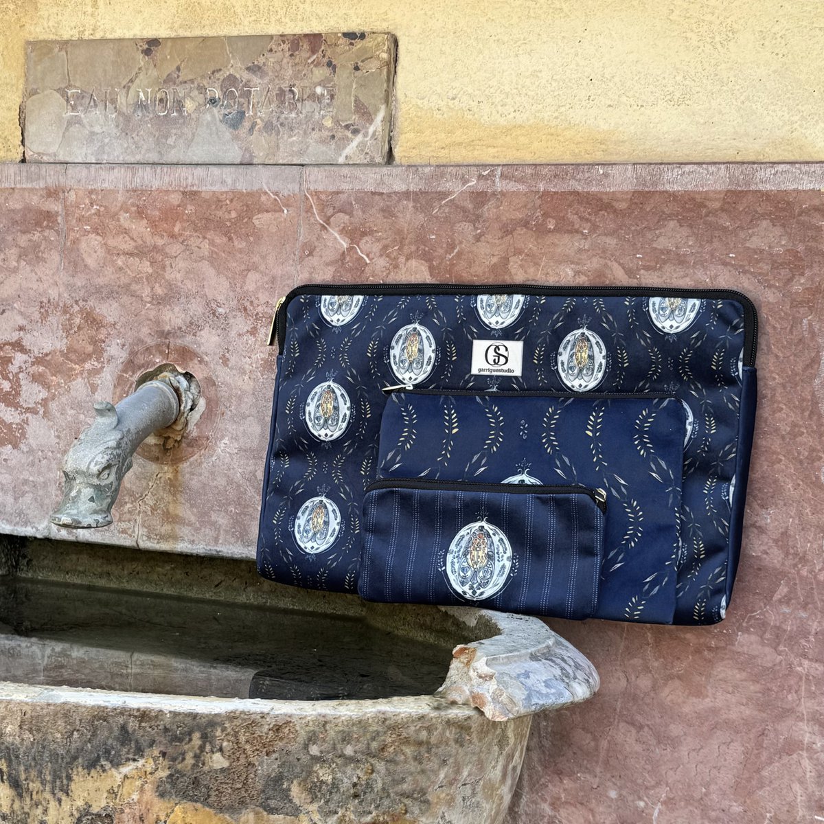 Laptop sleeve - 33x23 cm - SUZANNE - Navy