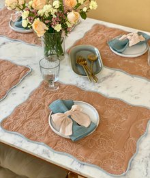 Tafelmat | Rosabelle Chintz Spice Scallop Matten-set van 2 van Sanctuary Living