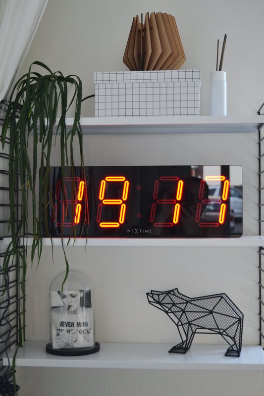 Horloge murale/de table - 51,5 x 18x 4,5 cm -Plastique- 'Big D'