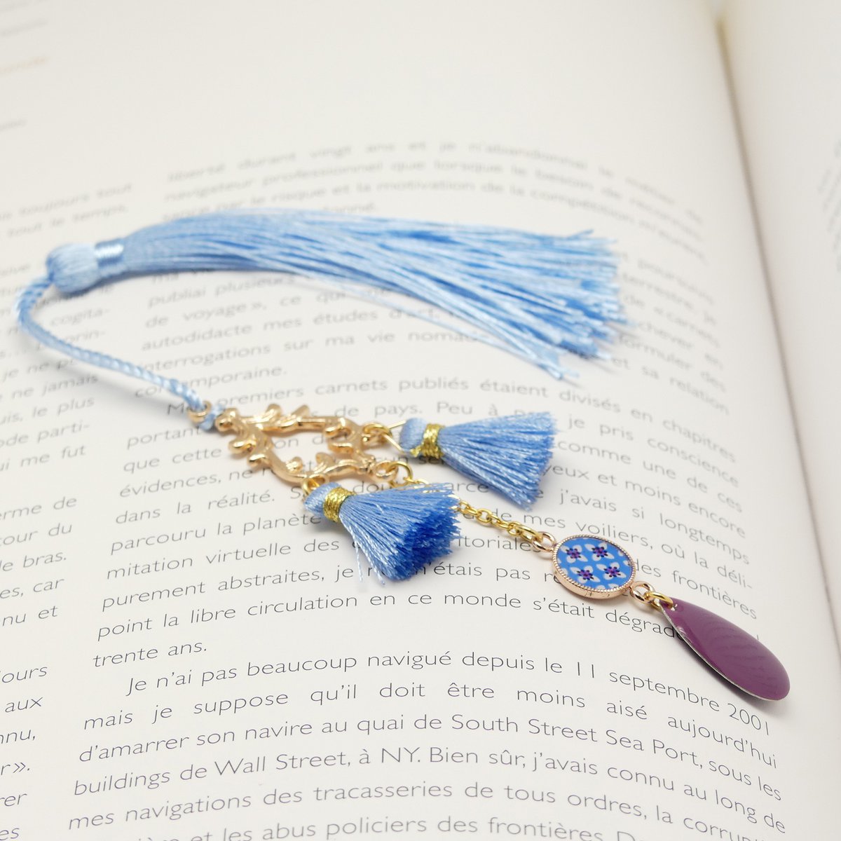 Libro di libri di marca Fleur Cherryier Lotus Japan Resino Pompon Mother's Day Gift Mama Gift