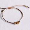 Satinarmband mit kleinem und großem Herzen - Taupe / Gold