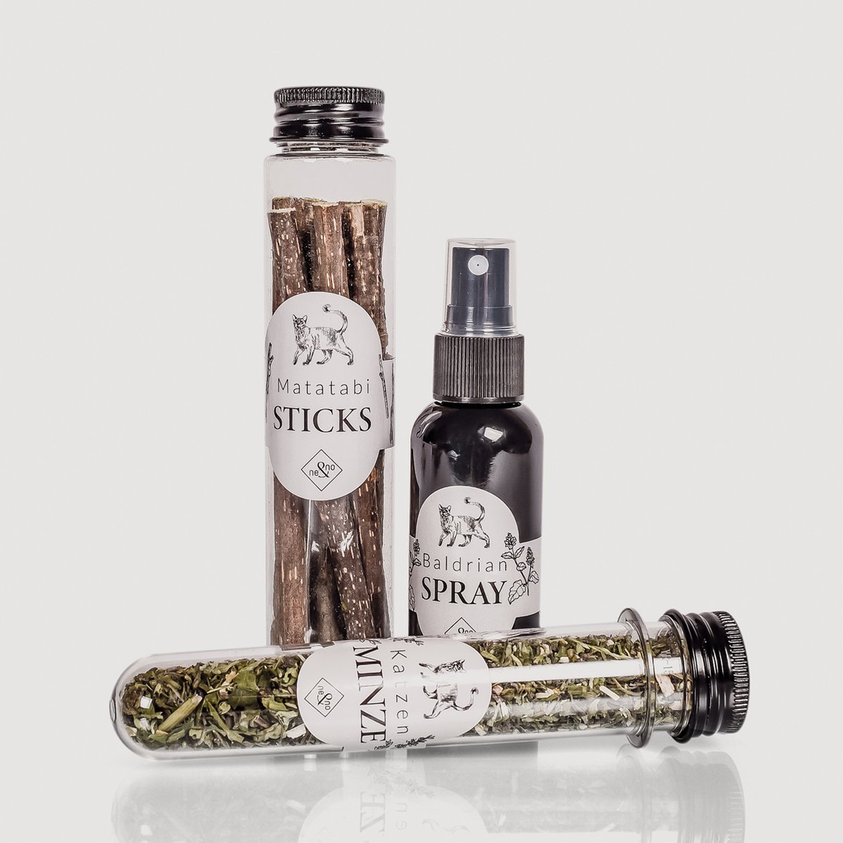 ne&no® Geschenkset Katzen Wohlfühlkräuter: Katzenminze + Baldrian Spray +  Matatabi Sticks