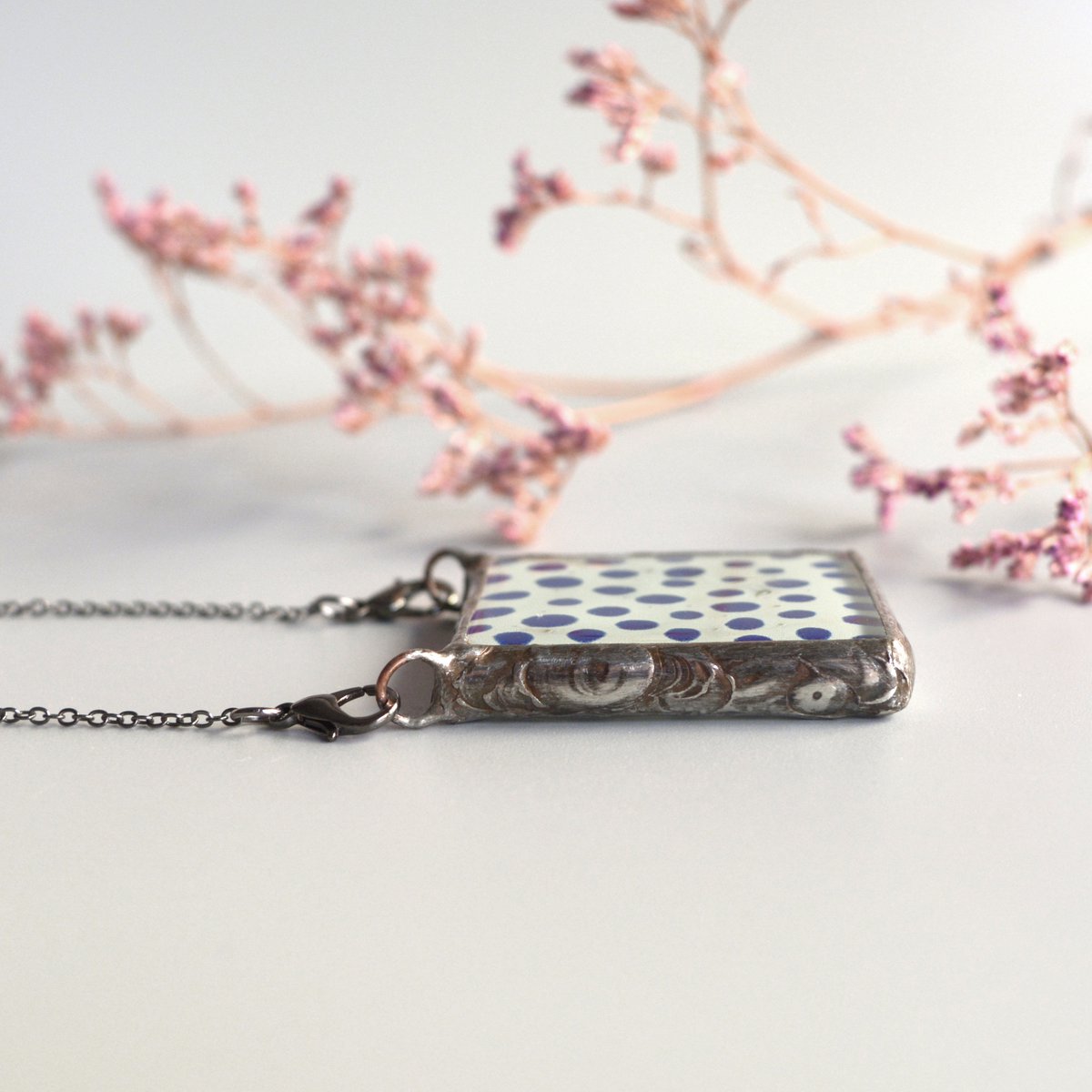 Polka Dot ketting, Leuke statement sieraden, Handgeschilderd glas