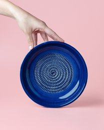 Ceramic Garlic Grater Plate - Blue and white - Large Costa Azul