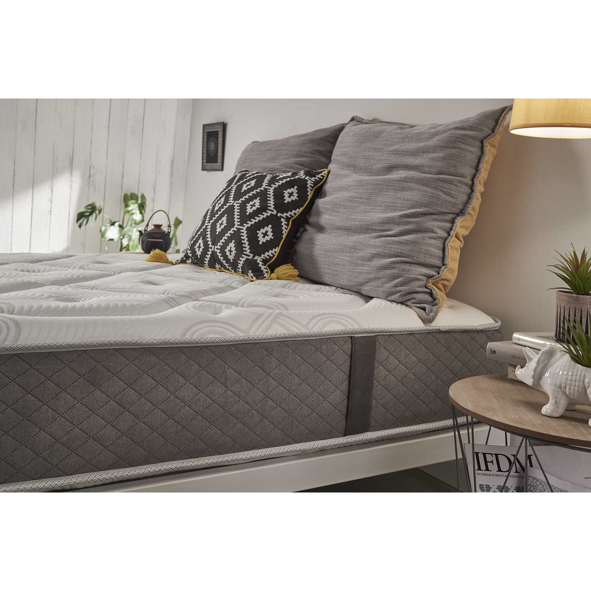 Platinium Classic Viscoelastic Mattress -White - Thickness: 26 cm - Moonia