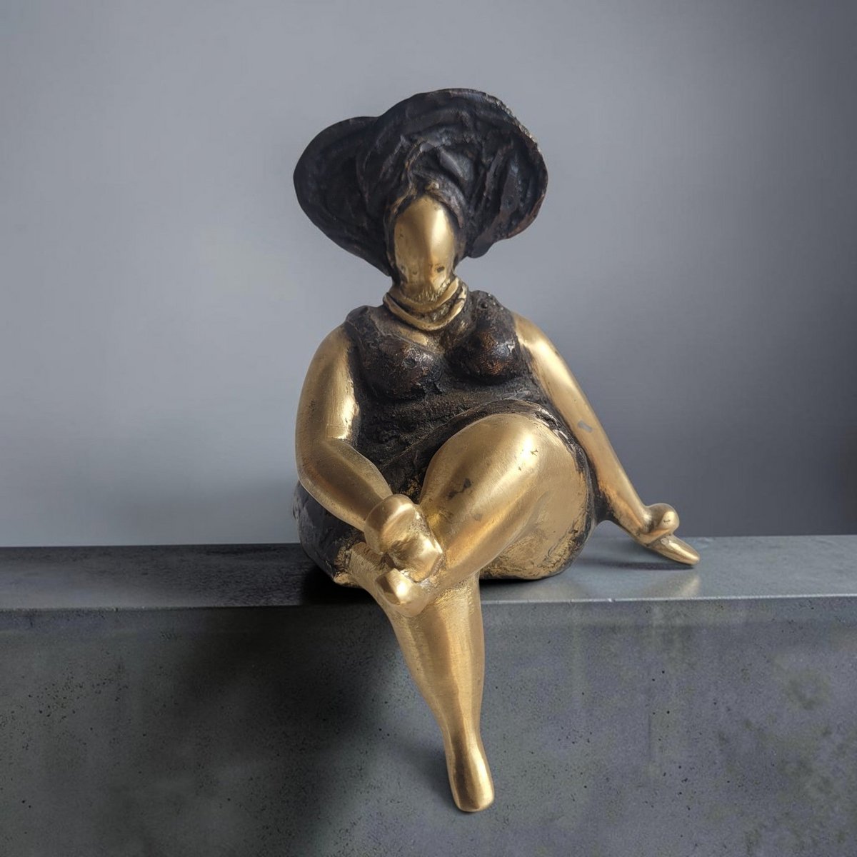 Bronze sculpture "Bobaraba Yolanda" by Hamidou | Size S (14cm 500g) | unique