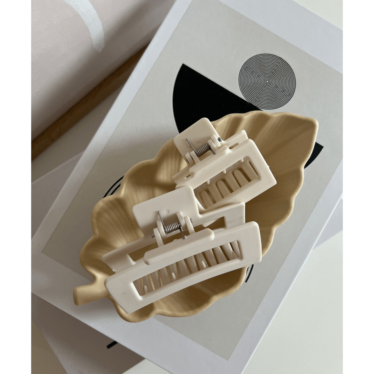 Blattschale Beige