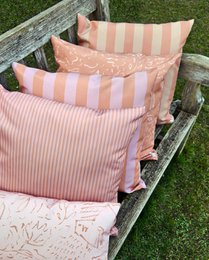 Udendørs pude Stripe Camel-Taupe | 50-50 cm