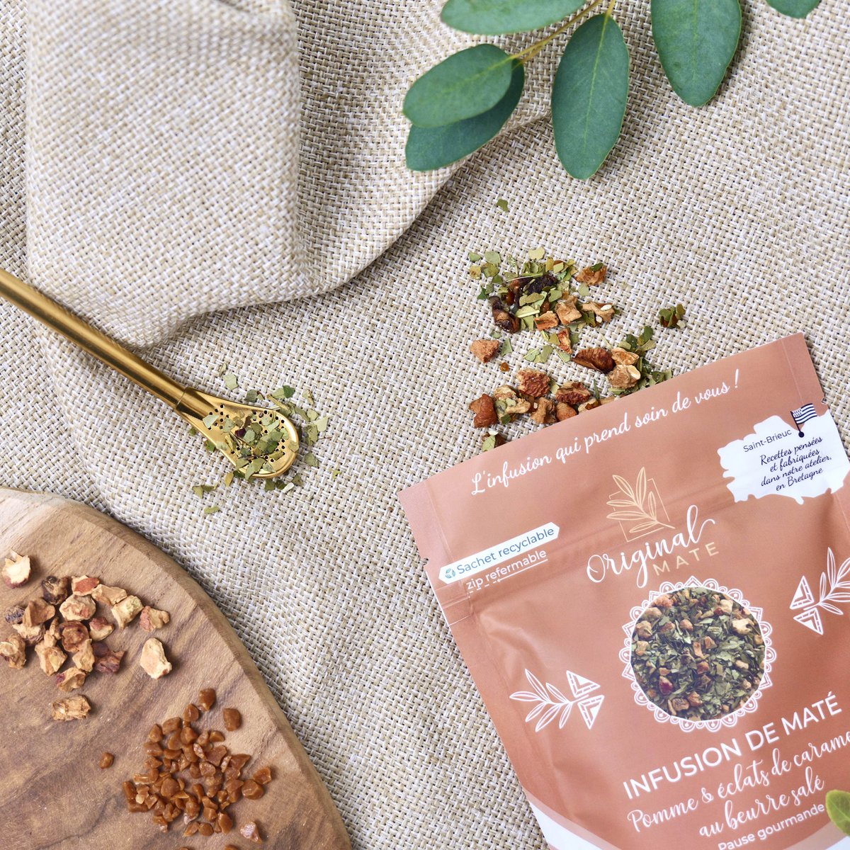 Organiczne solone masło jabłkowe i karmelowe - gotowe do sprzedaży lub luzem