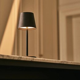 James Black Rechargeable Table Lamp