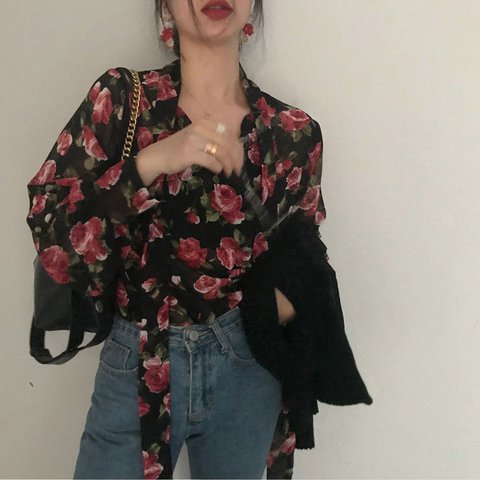 Frauen Retro Floral Chic Chiffon Frühling Herbst Mode Spitze-up Design Weiche Weibliche Shirts Top Ins