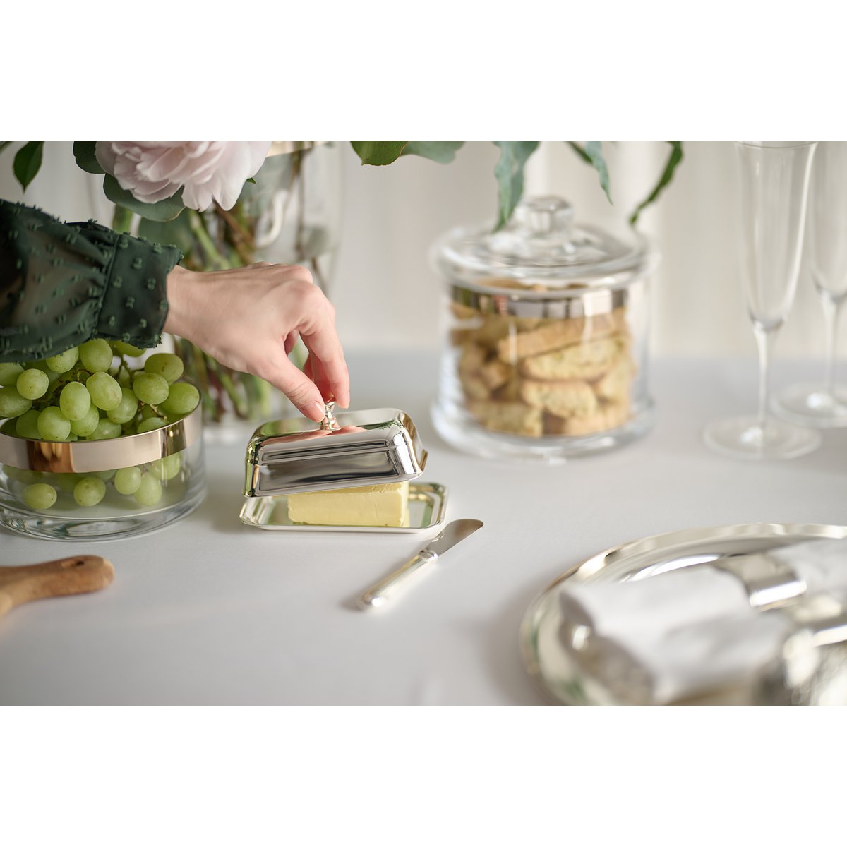 Nóż do masła EDZARD, klasyczny design, elegancki posrebrzany, długość 15 cm