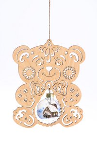 Wooden wreath bear and Christmas ball