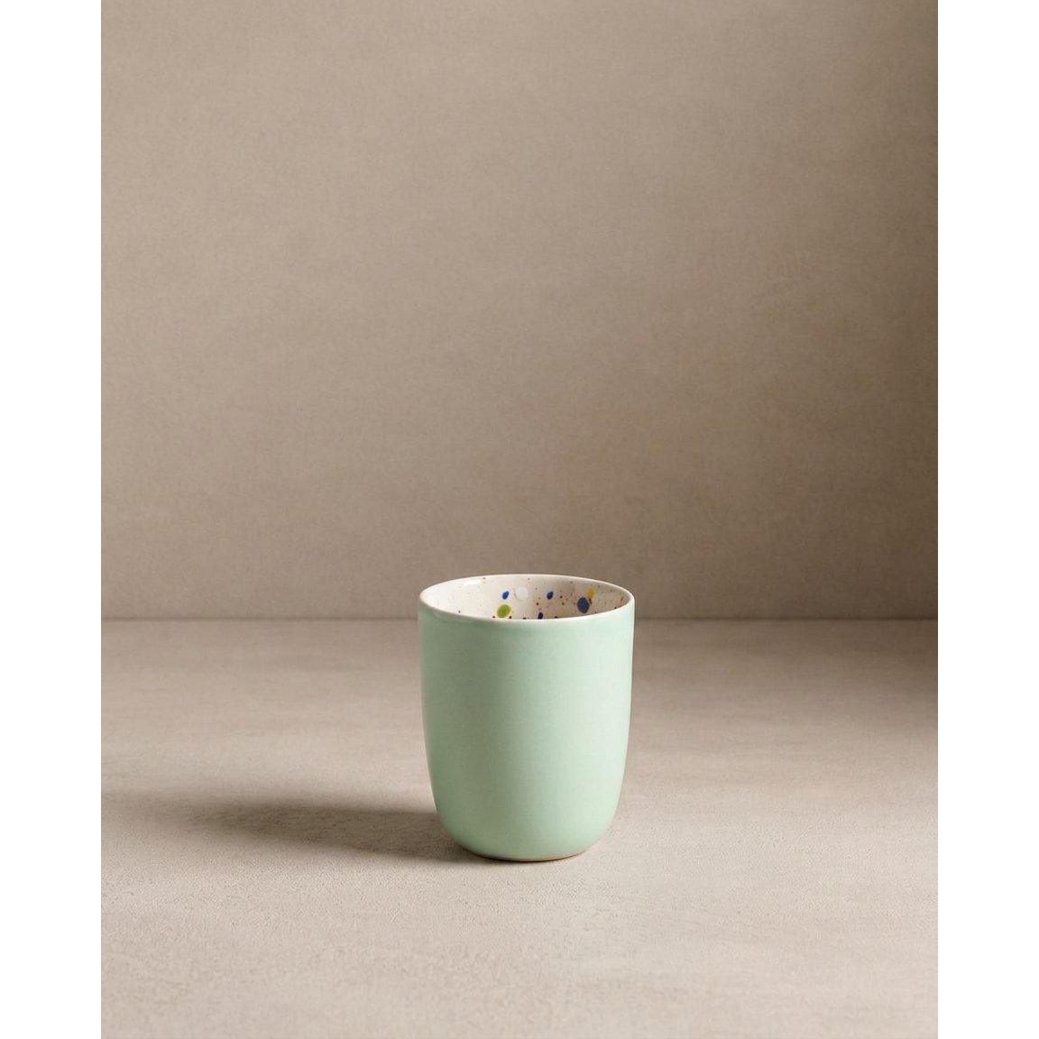 Breeze Party In Medium Cup 220ml — Mix 6 Pieces