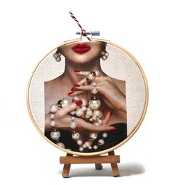 Handmade Embroidery Hoop Wall Art - Fashion Portraits -  Textile Wall Art (15cm)