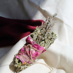 Relaxing & Calming Rose-Lavender & White Sage Incense