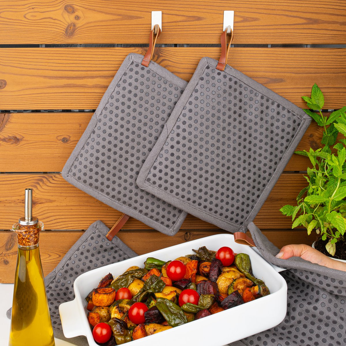 CH&F Manique avec Poche | Points en silicone |  20x20cm