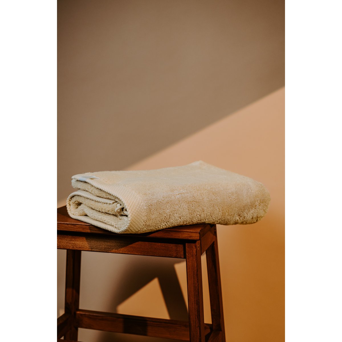 Pamukia GOTS Juego de baño para uno – Toalla, toalla de baño y alfombrilla de baño | 100 % Algodón Orgánico | 650 G/M