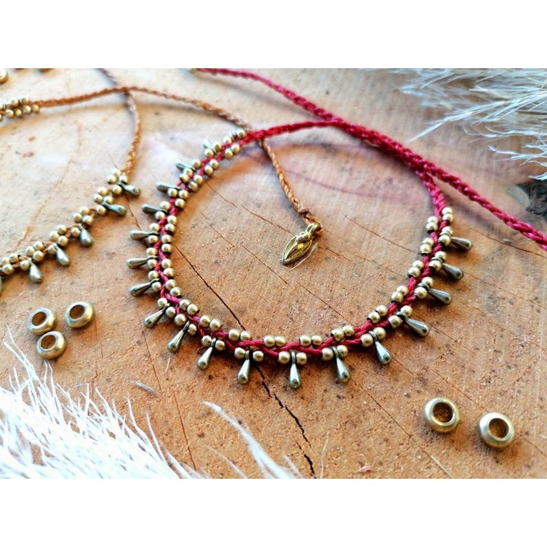 Simple beaded anklet with small brass drops » Handmade