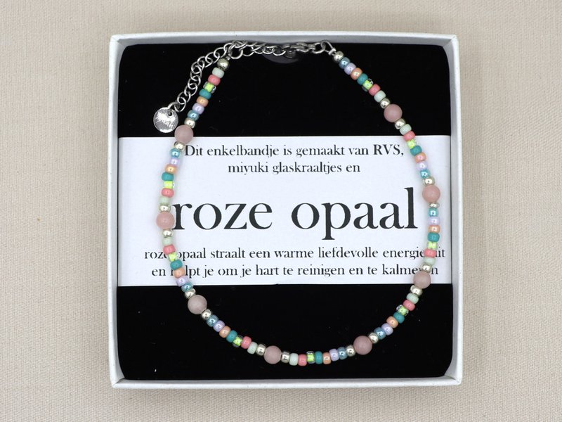 Enkelbandje roze opaal, zilver of goud rvs