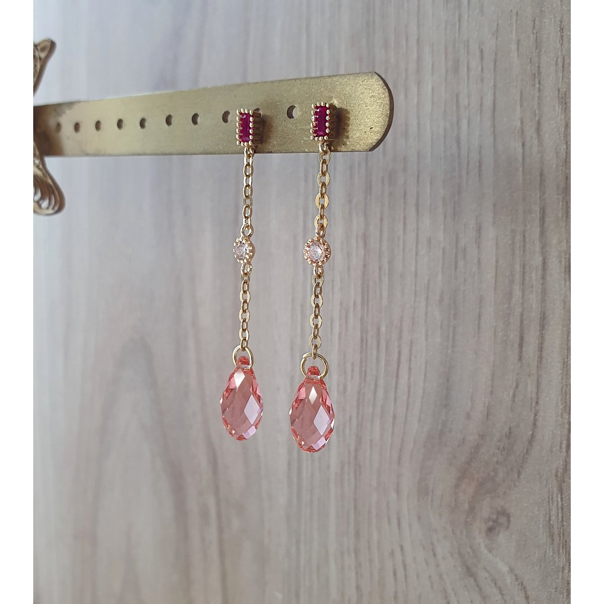 18K gold plated Pink stud earrings with Rose Peach crystals