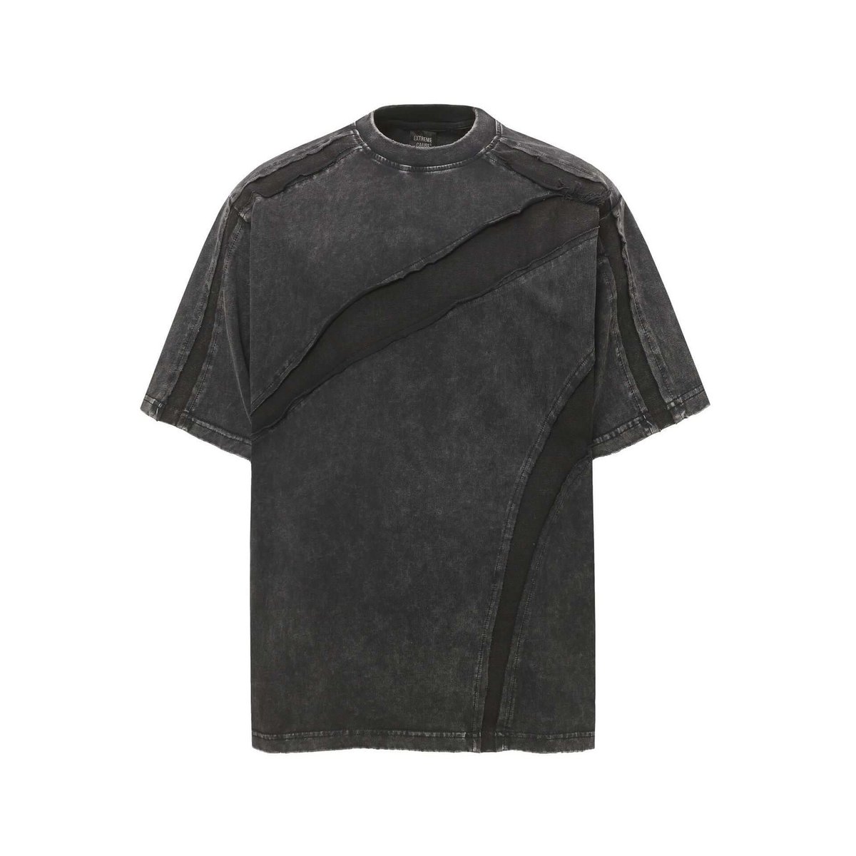 Dynamic T-Shirt – from Ultra-Soft Material with Streetwear Attitude