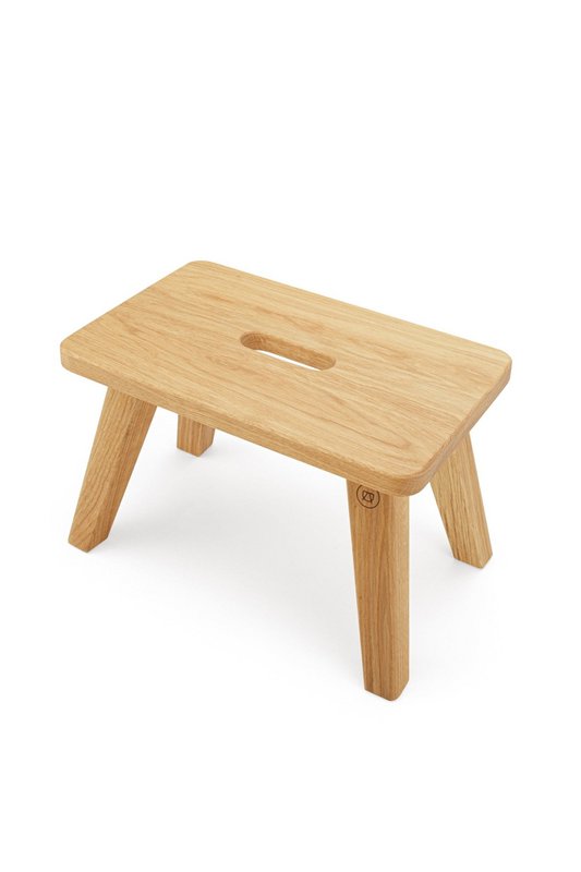Robust Holzschemel aus Eichenholz »Emil« i varmere Honigoptik
