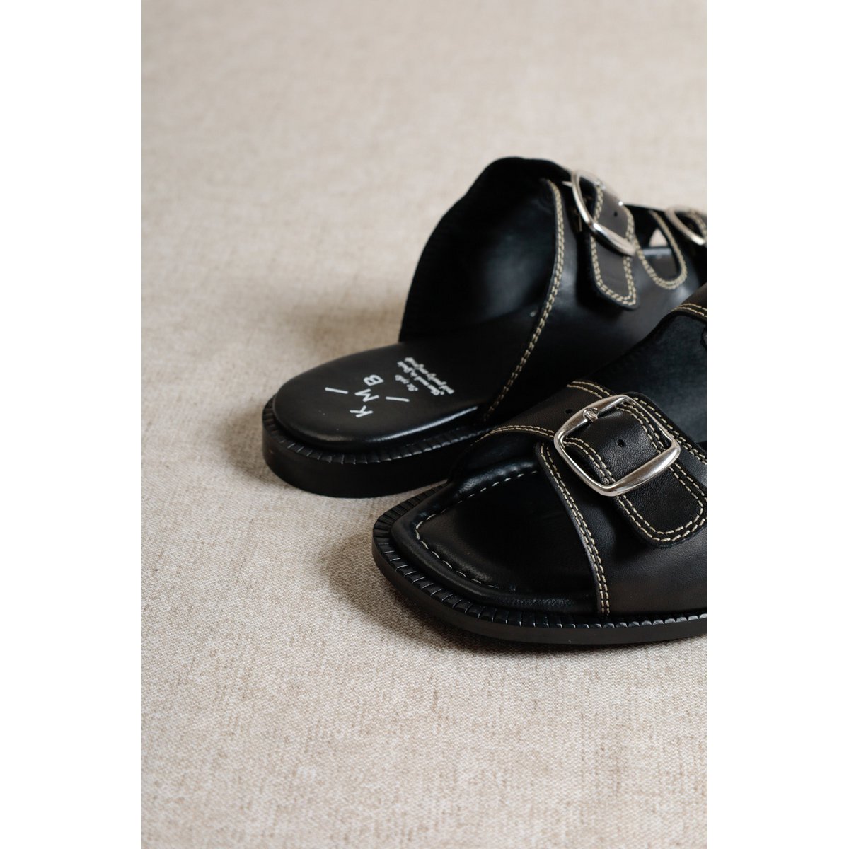 MOSS BLACK – Ciabatte in nappa con doppia fibbia