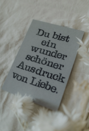 Stamped Postcard "Ausdruck von Liebe"