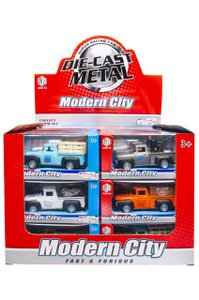 METALEN OUDE PICKUP TRUCK