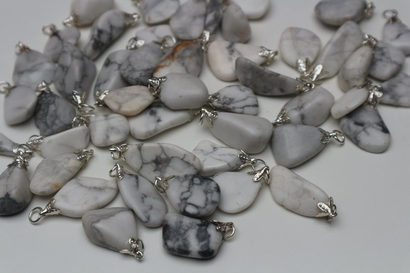Howlite pendant