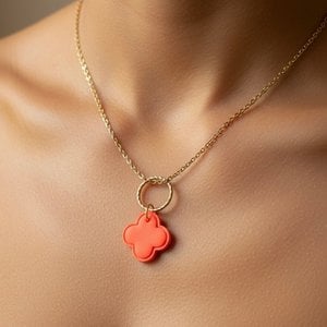 Citrus Clover Necklace – Orange Four-Leaf Clover Necklace