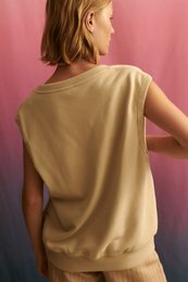 Tabea sweatervest i sandfarve til kvinder