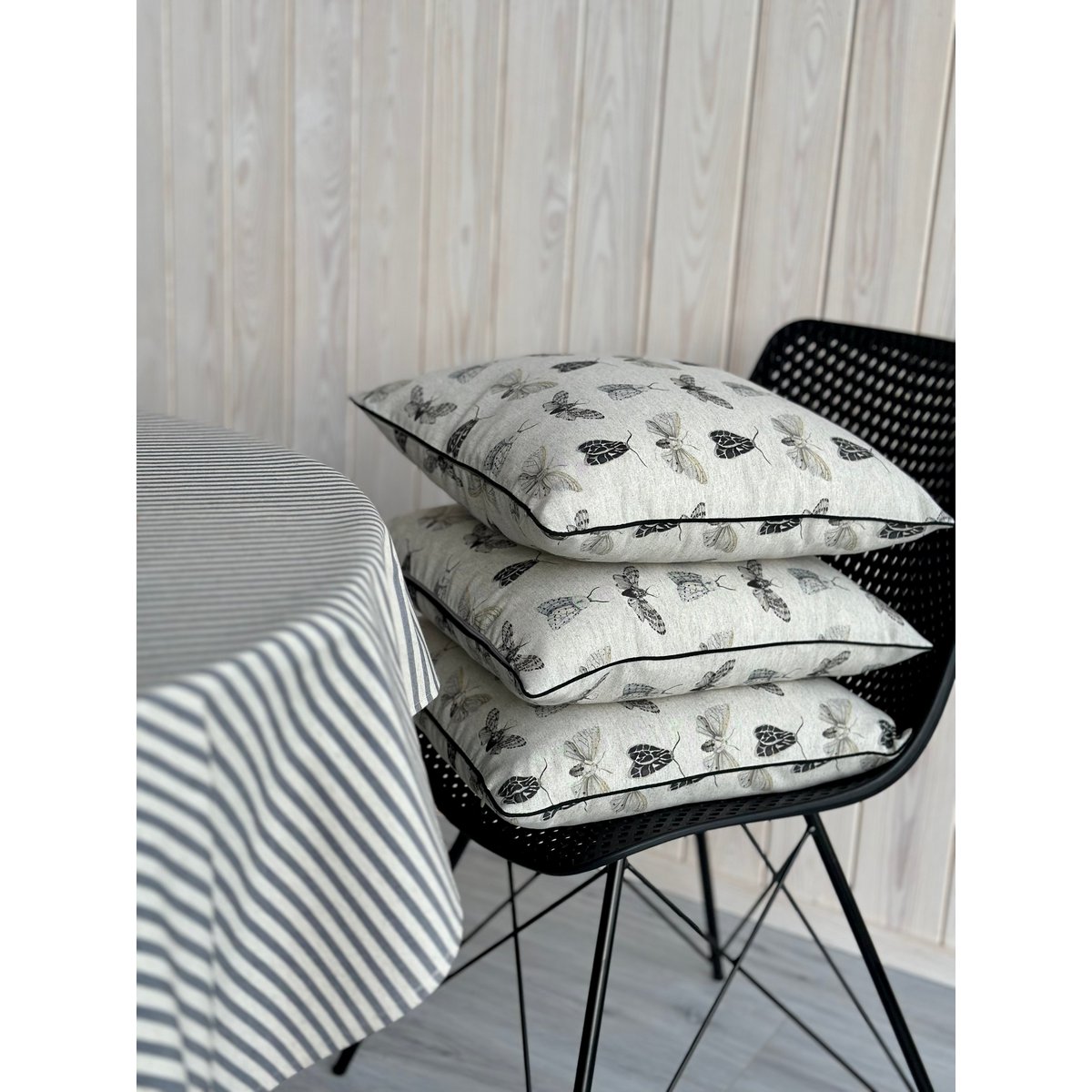 Pillowcase 45x45cm, recycled fabric | Nord Wings