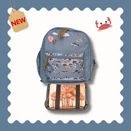 Sac à dos pour enfants Jenard® - sac à dos léger pour la maternelle, l'école, le sport et les voyages | avec compartiment pour gourde, réflecteurs | Bleu/carte du monde avec des animaux