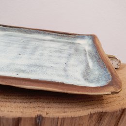 Tray approx. 28 (W) cm x 16.5 (L) cm x 1.5 cm (H)) crockery, handmade, stoneware, unique, creamy white, matt