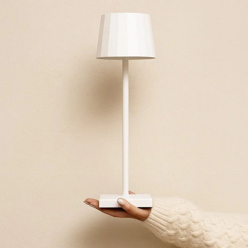 William White Rechargeable Table Lamp