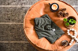 Warming scarf leopard print khaki green | 70cm | organic linseed