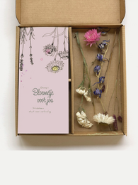 Droogbloemen doosje '(droog-) bloemetje voor jou'