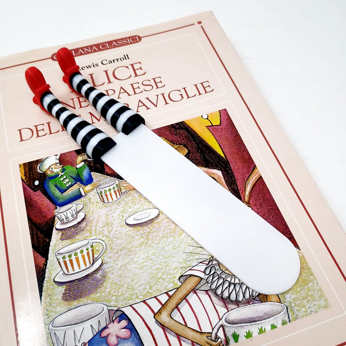 Alice in Wonderland 3D print bookmark