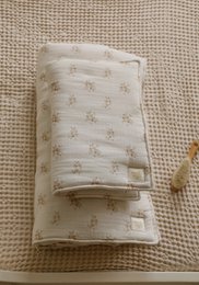 Zestaw muślinowych okładek dziecięcych „Boho Flowers”