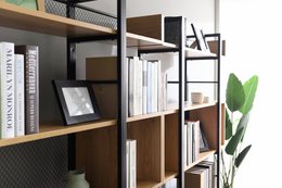 Shelf, 3 open compartments