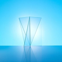 Designvase - Mart van Schijndel - Deltavase