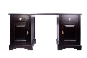 writing desk