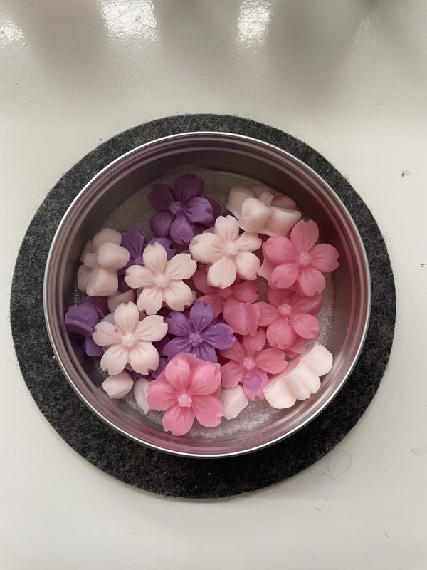 NU tilgængelig Kirsebærblomsterduftende naturlig rapsfrøvokssmelte (pakke med 6)