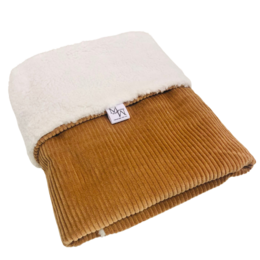 Soft, cozy blanket in caramel brown and white colors. Available in different sizes for strollers, cribs, and cots. Made of warm, plush materials for baby's comfort.