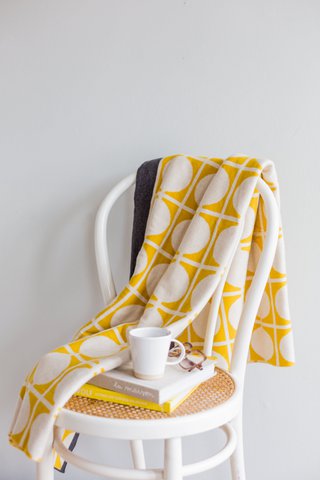 Jeté Jacquard Jaune Don – Coton Brossé Doux