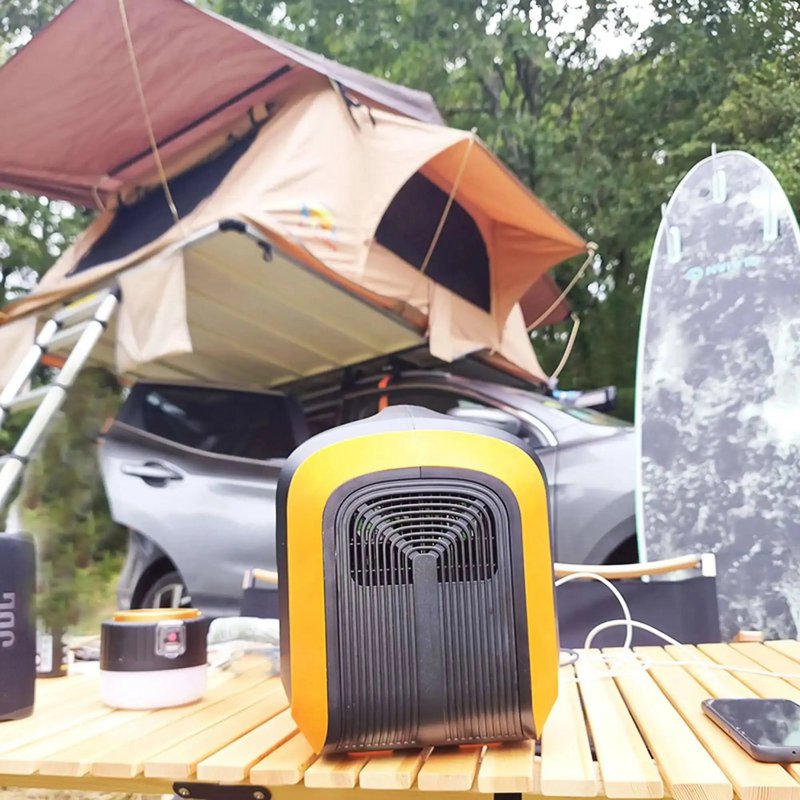1200WH Nomadic Battery Kit + 2 110W solpaneler