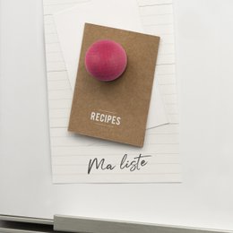 Zestaw 24 małych drewnianych kulek magnetycznych